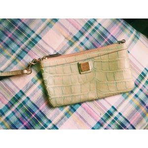 Large dooney & Bourke wristlet